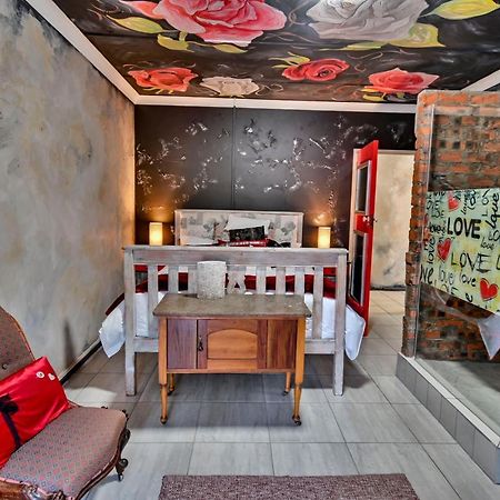 Iszis Guest House Bloemfontein Kültér fotó