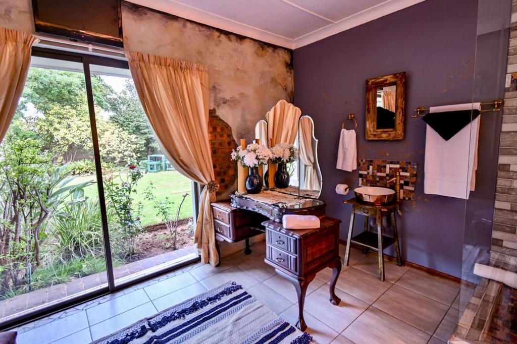 Iszis Guest House Bloemfontein Kültér fotó